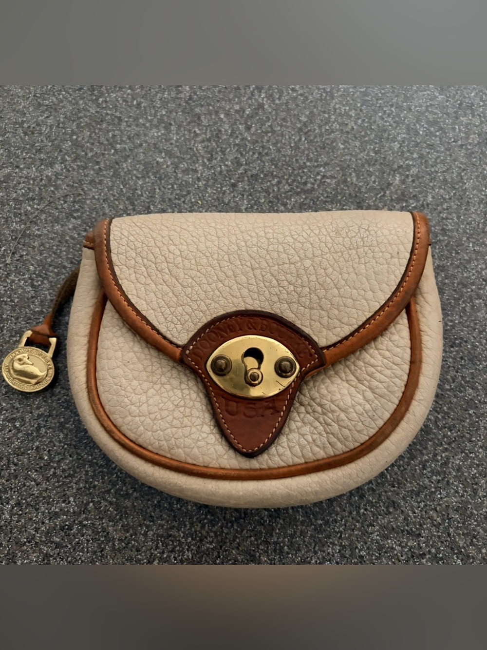 Vintage Dooney & Bourke R74 Cavalry All-Weather Leather Cream Bone Belt Bag
